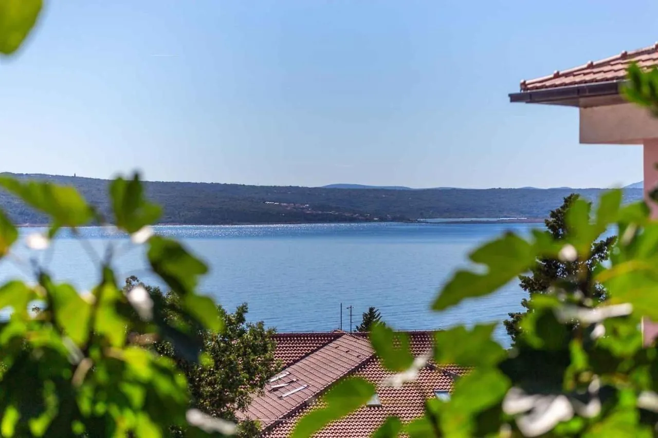 Apartments In Crikvenica 39424