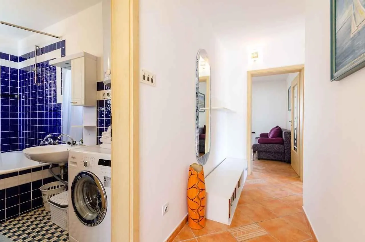 Apartments In Crikvenica 39424